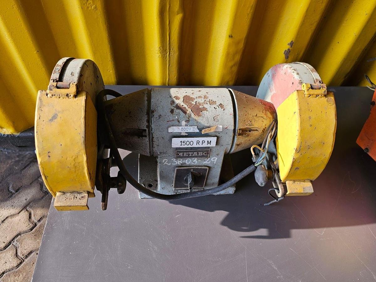 Used  METABO BENCH GRINDER