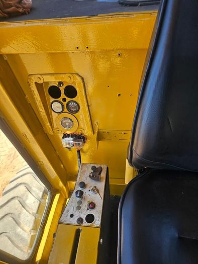 Used 120 G GRADER (RUNNER)