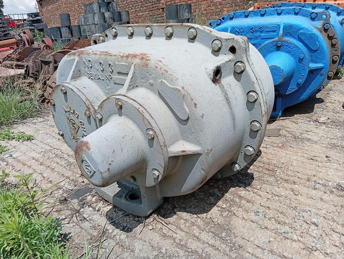 Used ALLIS-CHALMERS NO. 3-3 VIBRATING SCREEN MECHANISM (EXCITER)
