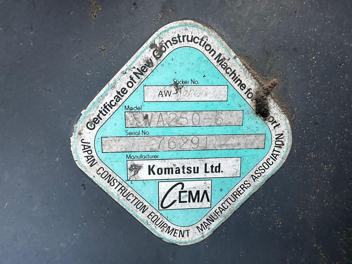 Used KOMATSU WA250-6 FRONT END LOADER - INOPERABLE