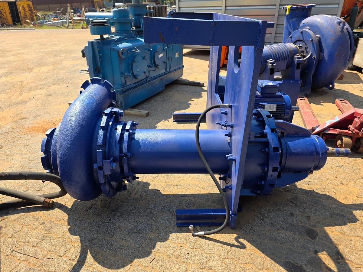 Used VERTICAL SPINDLE PUMP (USED)