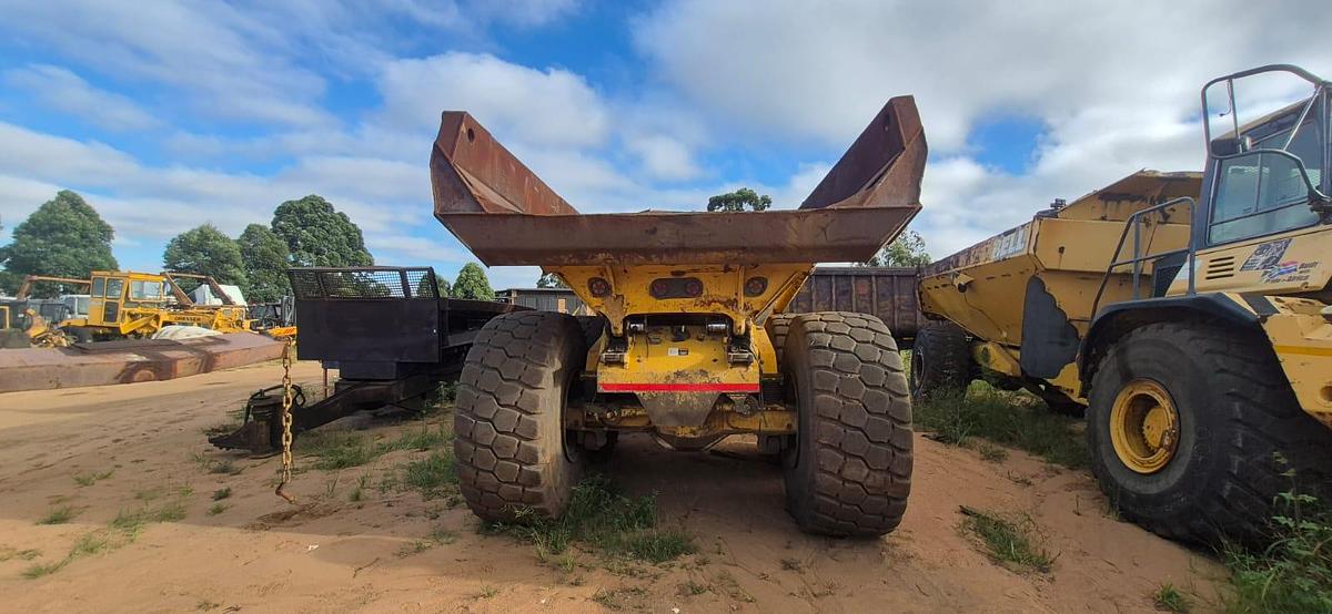 Used B40 D (STRIPPING FOR PARTS)