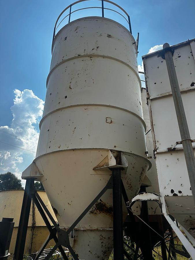 Used DRY BULK SILO