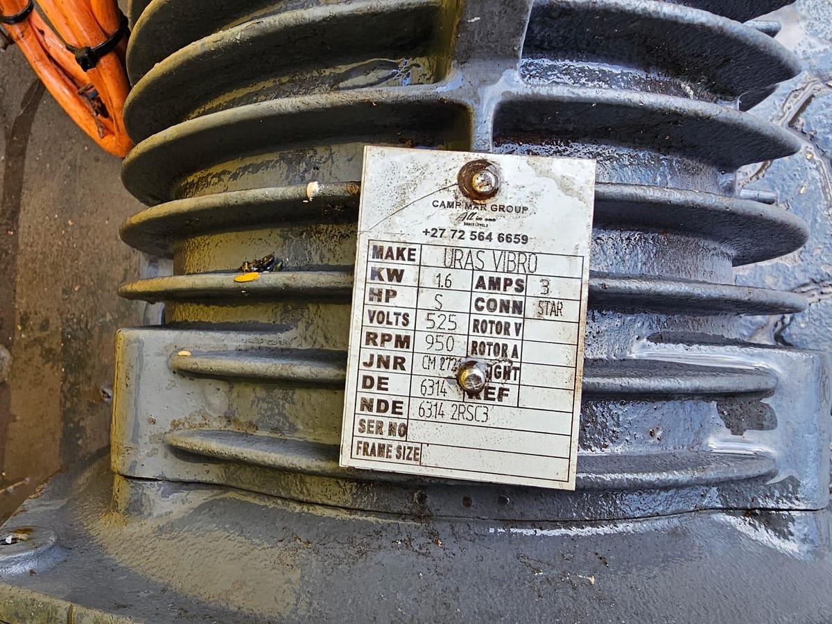 Used 1.6 KW URAS VIBRATING MOTOR (USED)