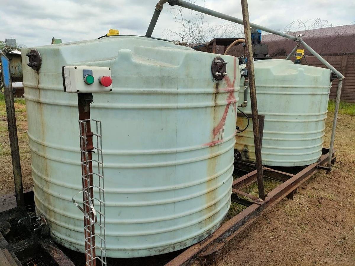 Used AGGREGATE TANKS WITH 2 SEW PERITECTIC PUMPS AND 1 MOTOR