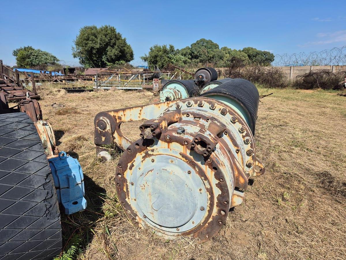 Used COMPLETE PULLEY UNIT