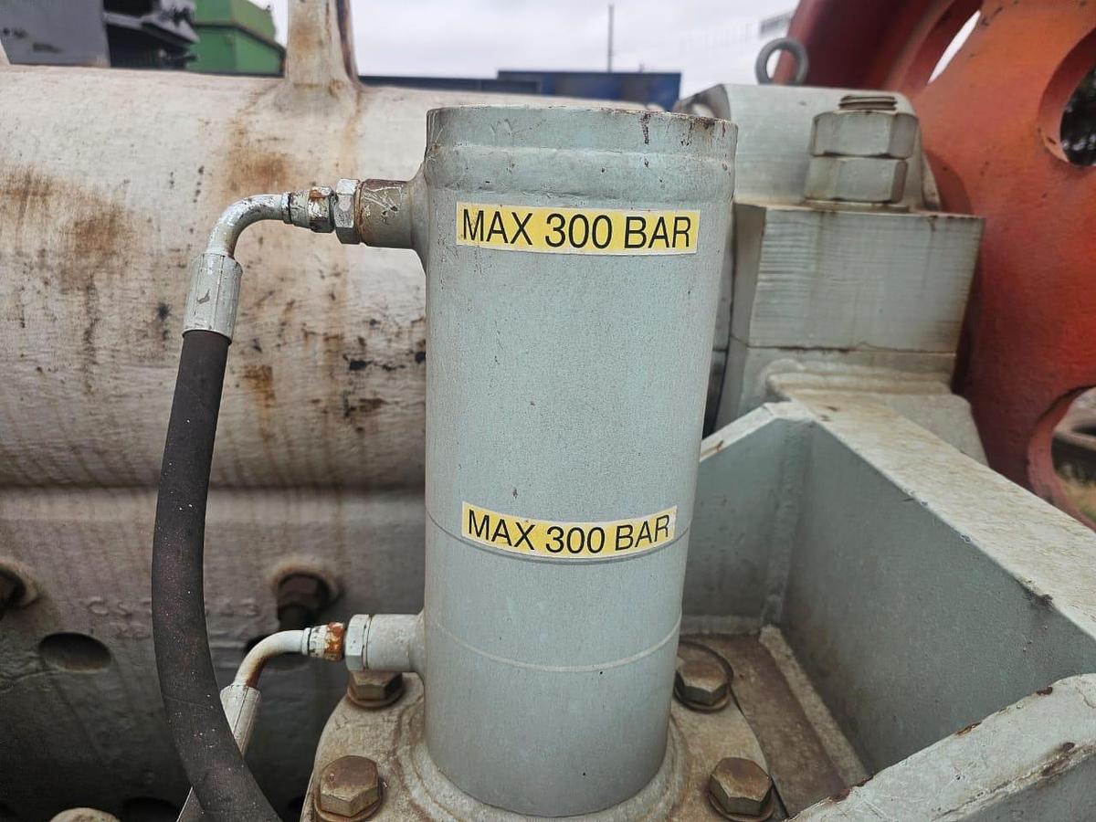 Used OSBORN JAW CRUSHER (48 INCH X 12 INCH)