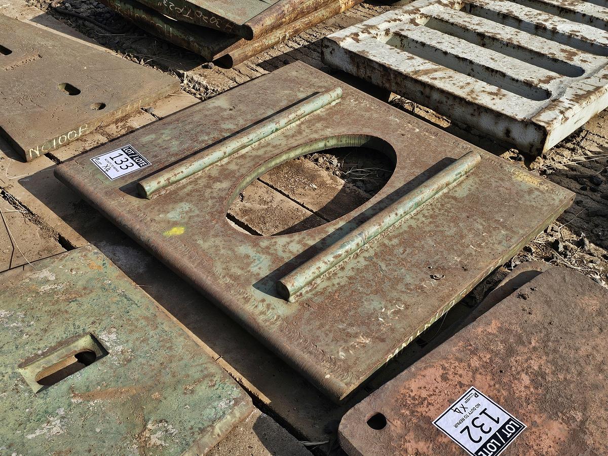 Used CRUSHER PLATES