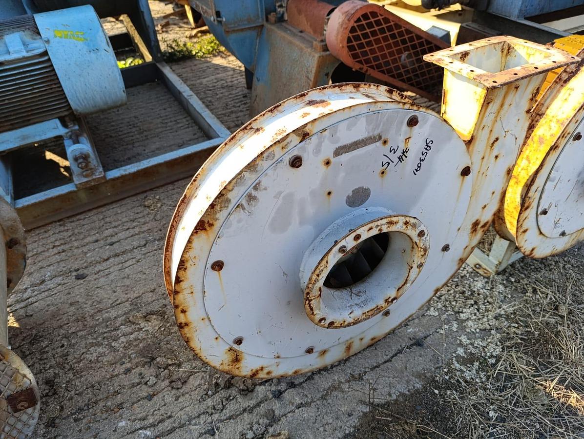 Used INDUSTRIAL FAN WITH ELECTRIC MOTOR