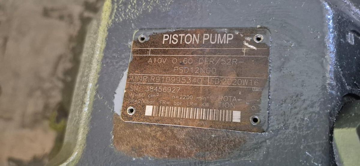 Used VOLVO A10V PISTON PUMP (USED)