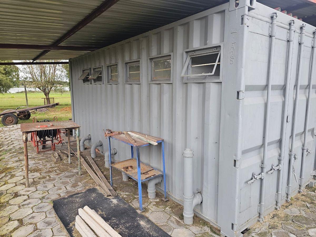 Used 6 METRE BATHROOM CONTAINER