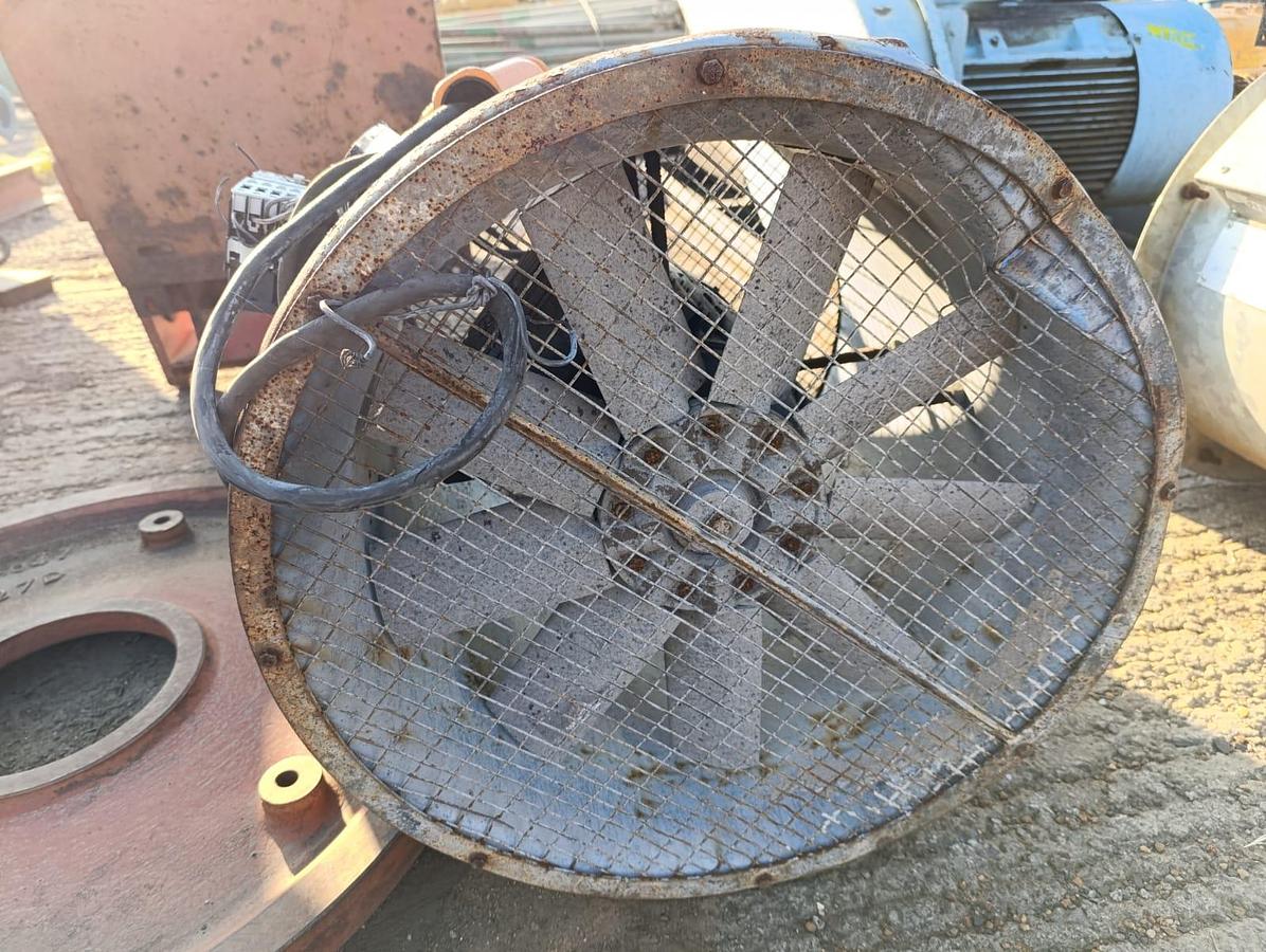 Used INDUSTRIAL FAN WITH ELECTRIC MOTOR 
