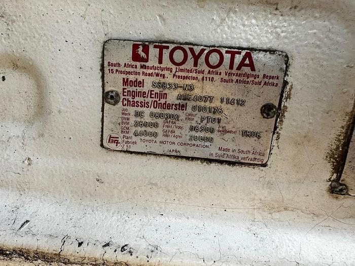 Used TOYOTA HINO TRUCK (STRIPPED) (NON-RUNNER)