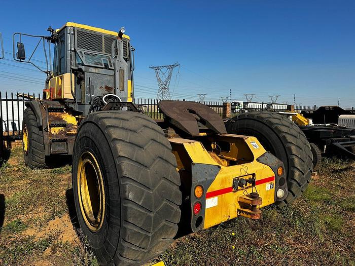 Used BELL B2806D HAULER (NON-RUNNER)