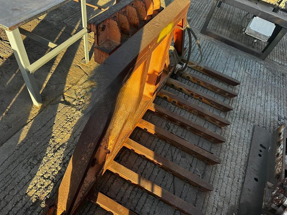 Used FORKLIFT ATTACHMENT