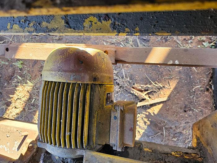 Used ASPHALT TAR MIXER WITH FEEDER BIN, MOTORS AND FLAME HEATER