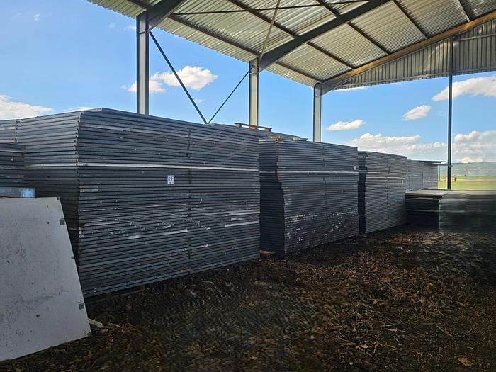 Used INSULATED DIVIDER BOARDS (ALL MIRRORS ARE BROKEN)