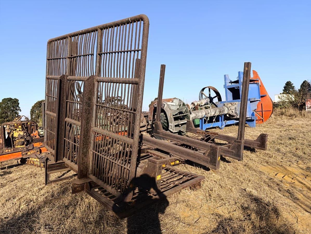 Used LOGGER TRAILER BODY - USED CONDITION