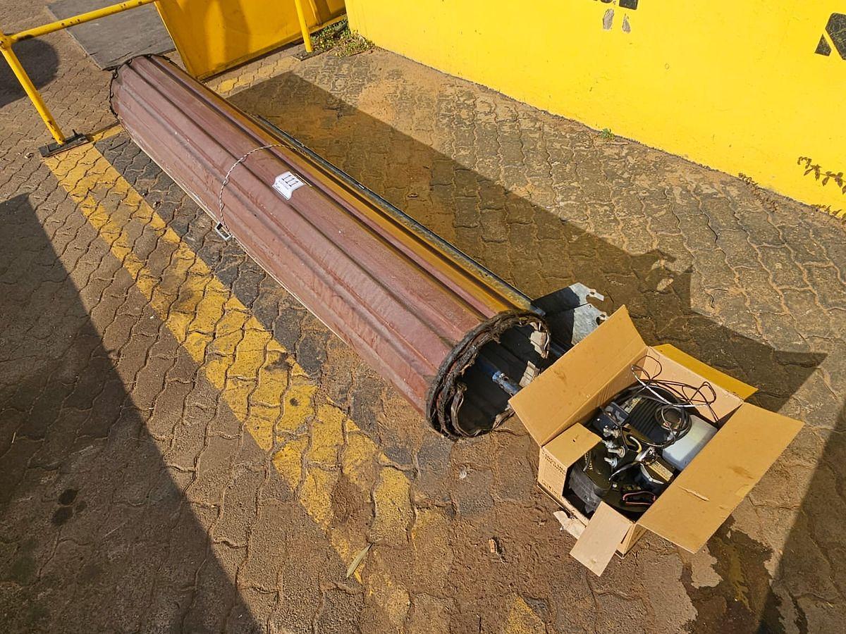 Used GARAGE DOOR