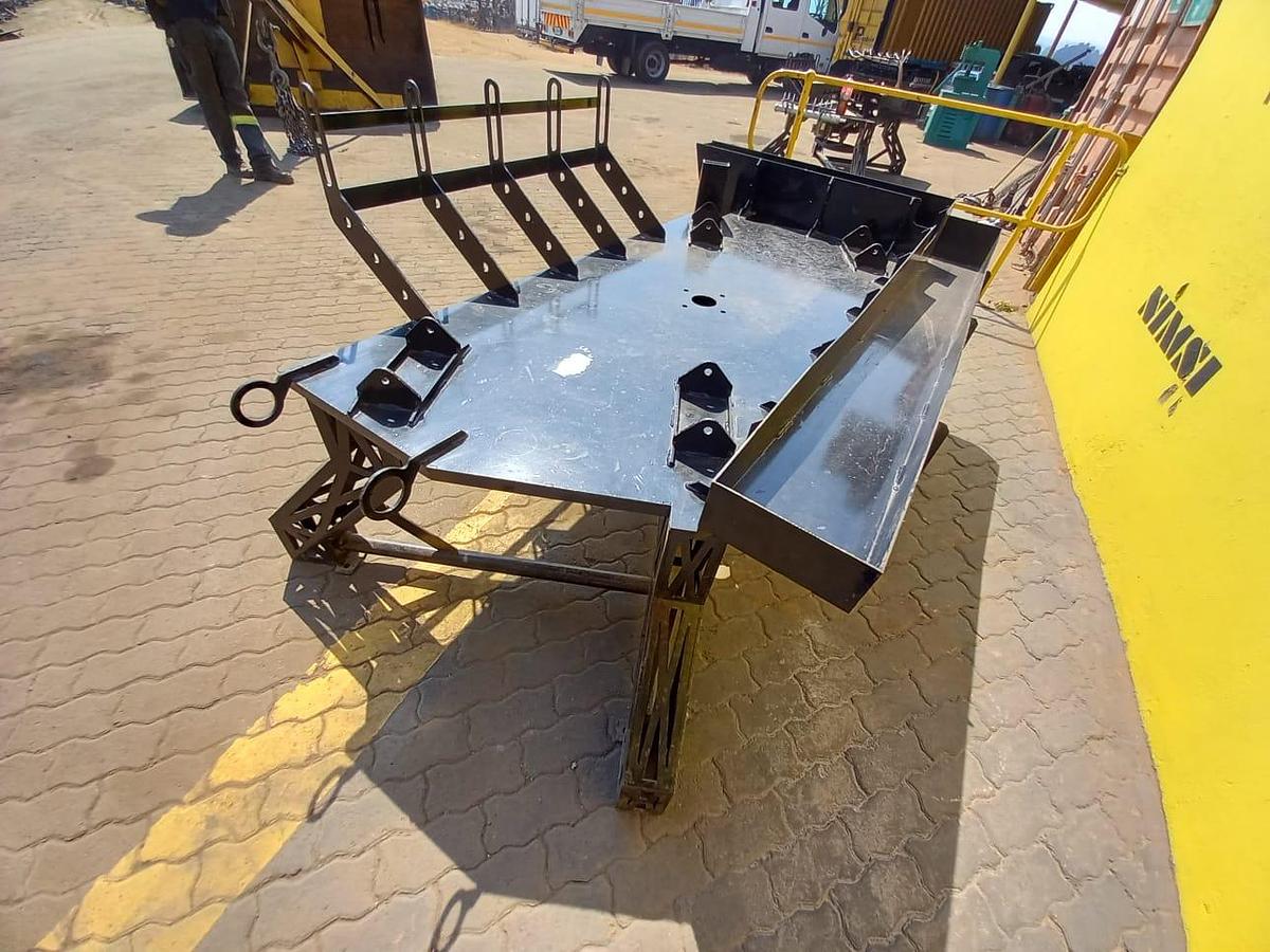 Used JAMES TABLE (INCOMPLETE)