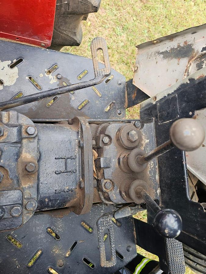 Used MASSEY FURGESON TRACTOR WITH SLASHER - OPERATIONAL