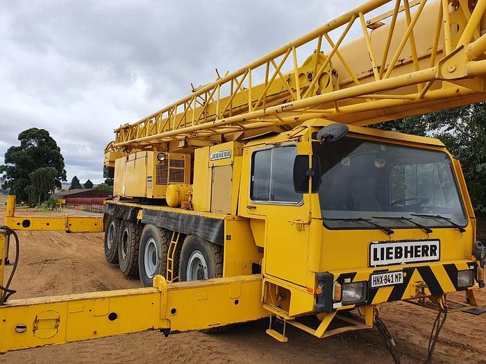 Used LIEBHERR TM1080N 80 TON MOBILE CRANE 1993 (RUNNER) (WITH NATIS) 
