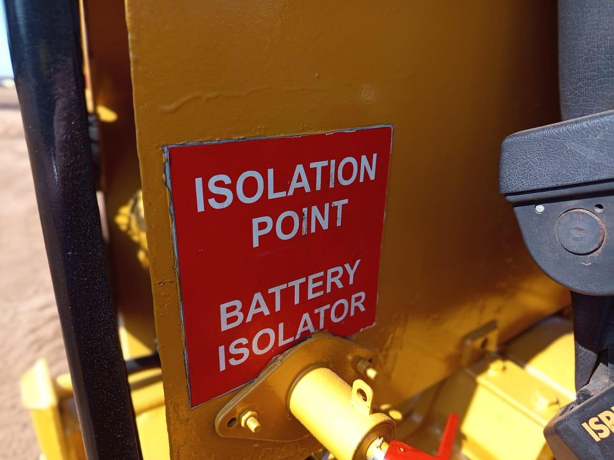 Used BELL 120 SUPER 2.75 TON ROUGH TERRAIN FORKLIFT(USED CONDITION)