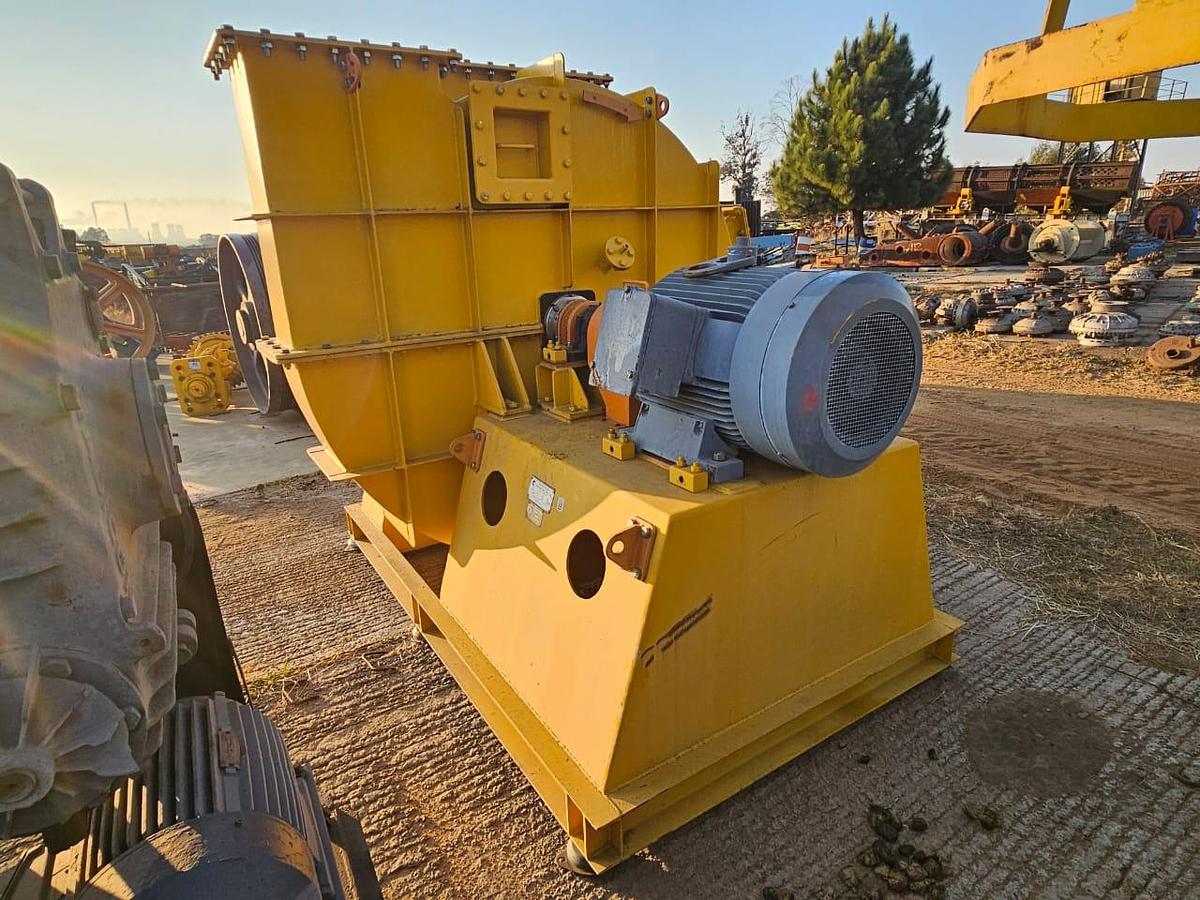 Used 90 5RP3 UNIVERSAL FAN WITH 90 KW ELECTRIC MOTOR