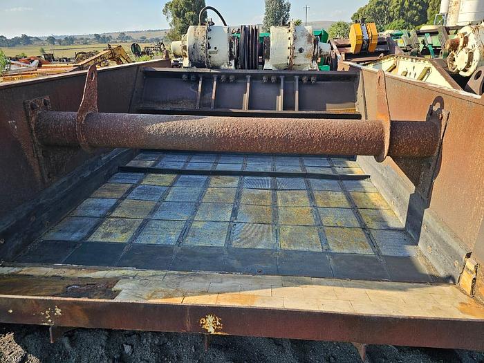 Used SINGLE DECK SCREEN 1240 MM X 4030 MM
