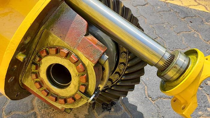 Used Bell B25D Middle Diff