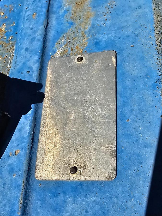 Used 1200 CONVEYOR BELT STRUCTURE ON SKIDS WITH 7.5 KW ELECTRIC MOTOR AND 1.18.96 RATIO GEARBOX 