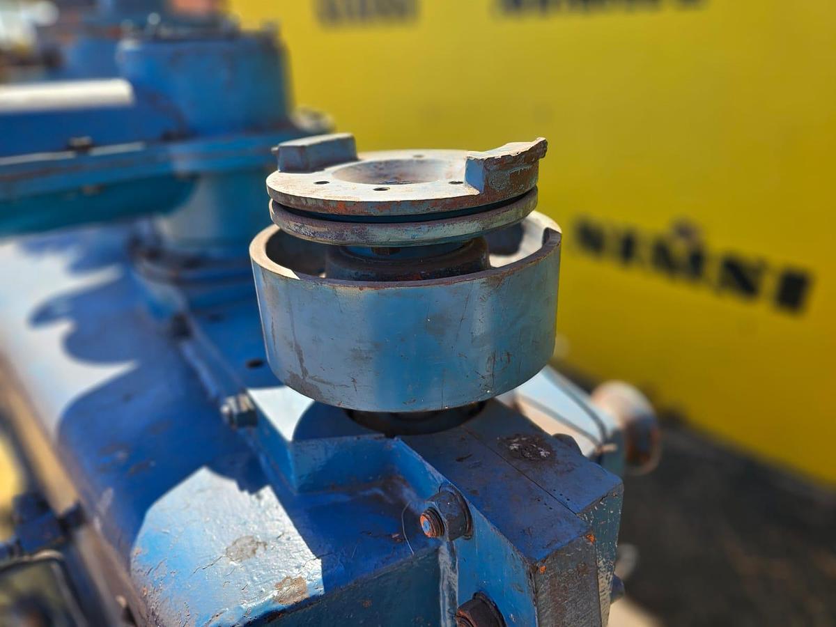 Used LOW SPEED HIGH TORQUE INDUSTRIAL HEAVY DUTY GEARBOX (USED)