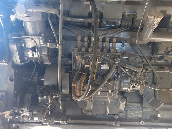 Used KOMATSU SGD140E-R TURBO ENGINE (RUNNER)