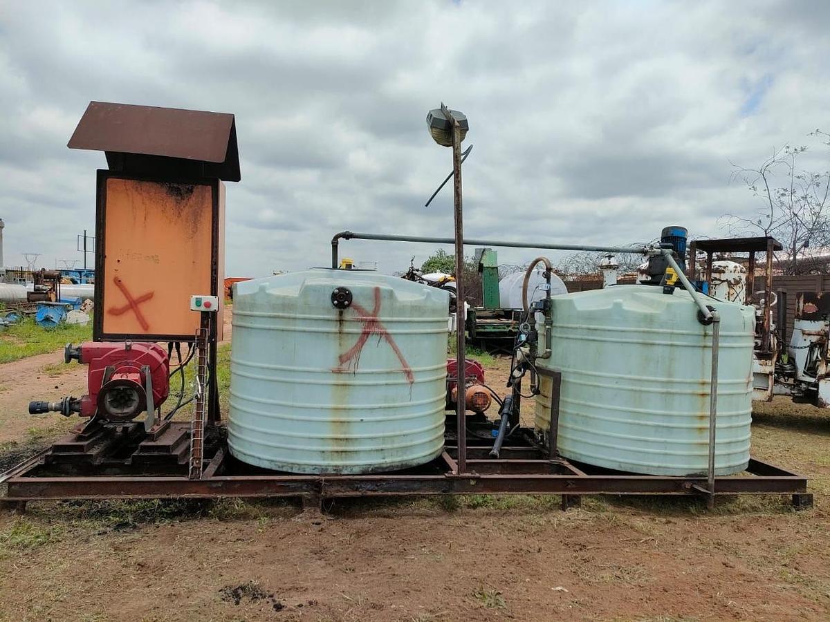 Used AGGREGATE TANKS WITH 2 SEW PERITECTIC PUMPS AND 1 MOTOR