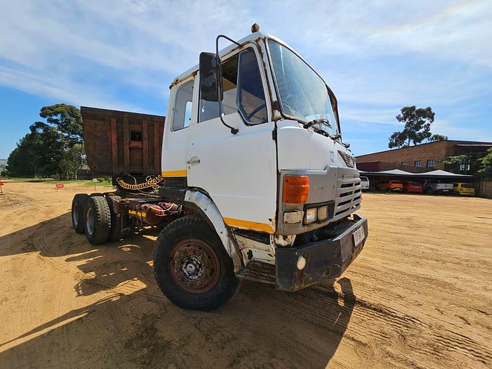 Used TOYOTA HINO TRUCK (TRUCK ONLY)(RUNNER)