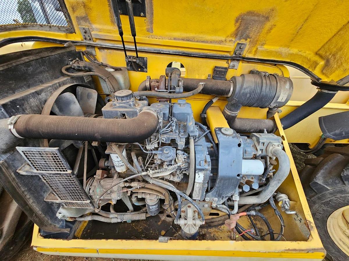 Used NEW HOLLAND LM1445 TELEHANDLER