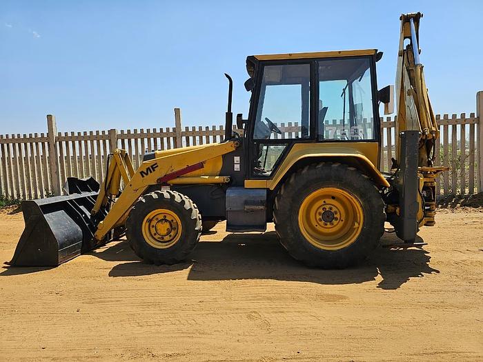 Used BACKHOE TLB 4X4 MASSEY FERGUSON 750