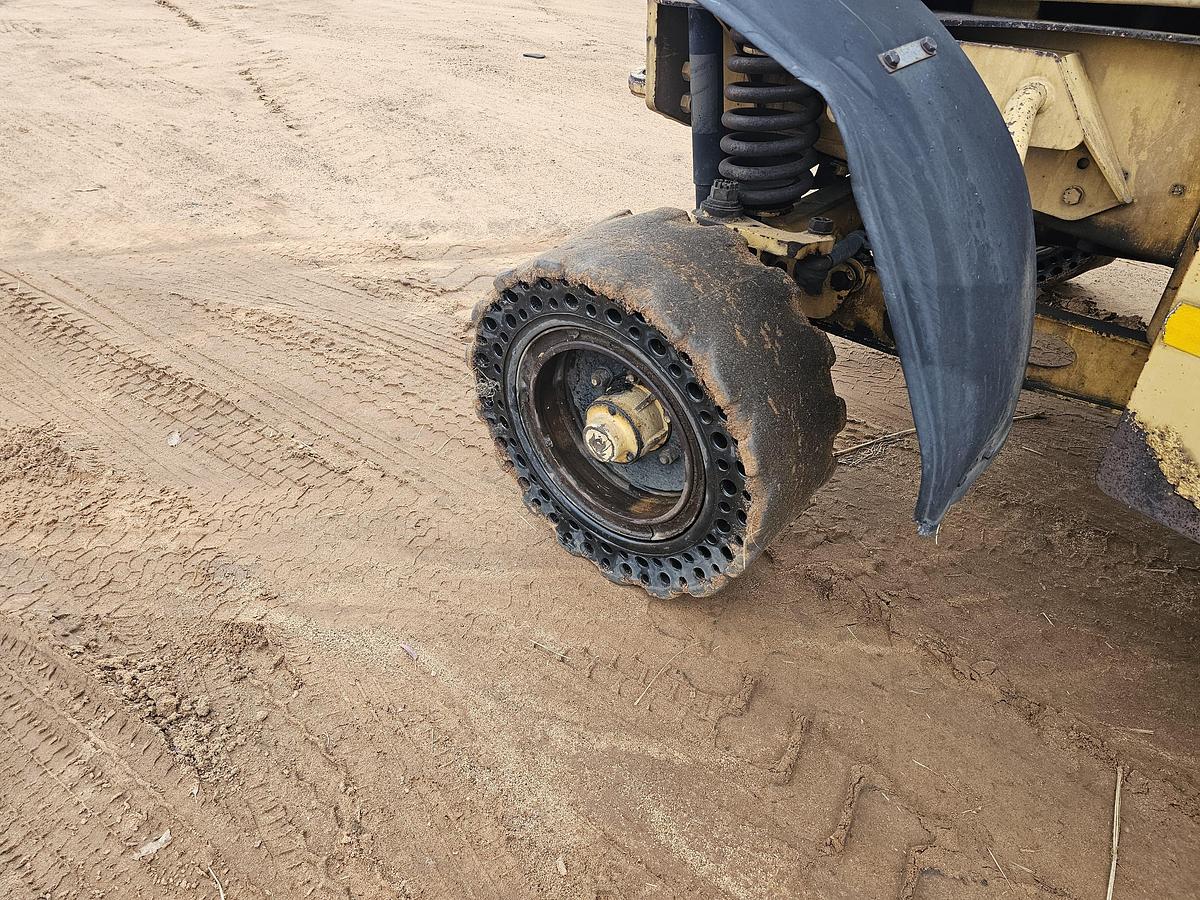 Used BELL TRACTOR WITH TRAILER