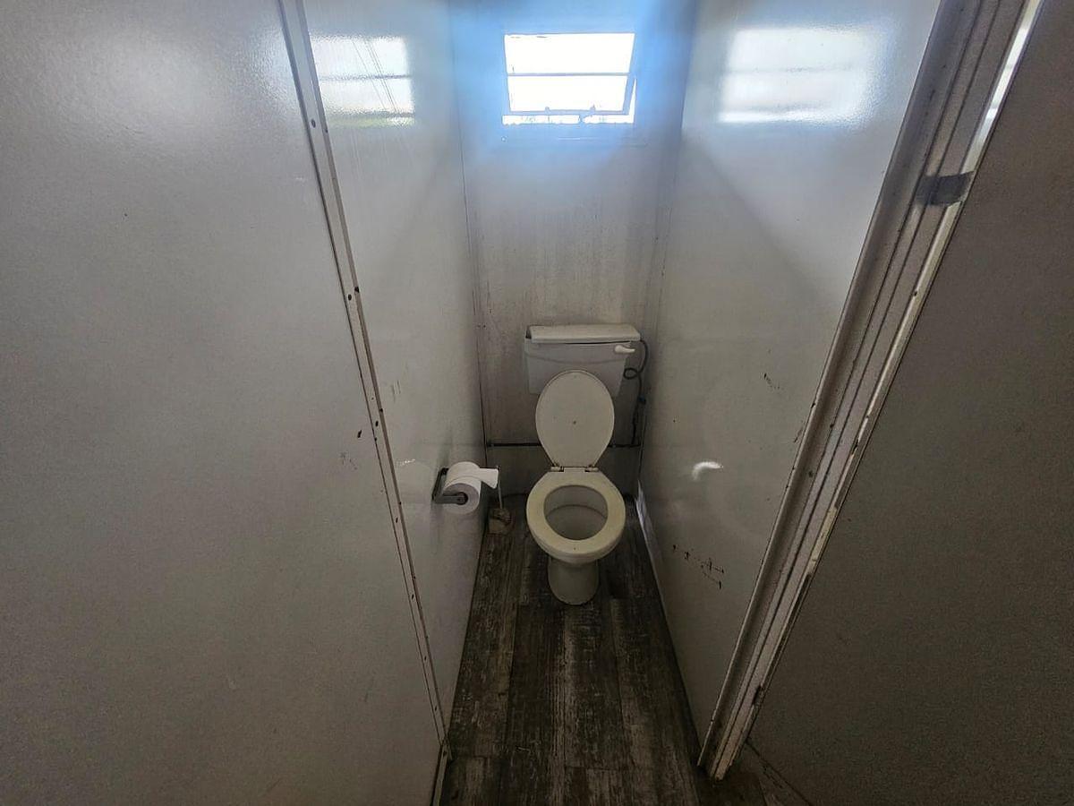 Used 6 METRE BATHROOM CONTAINER