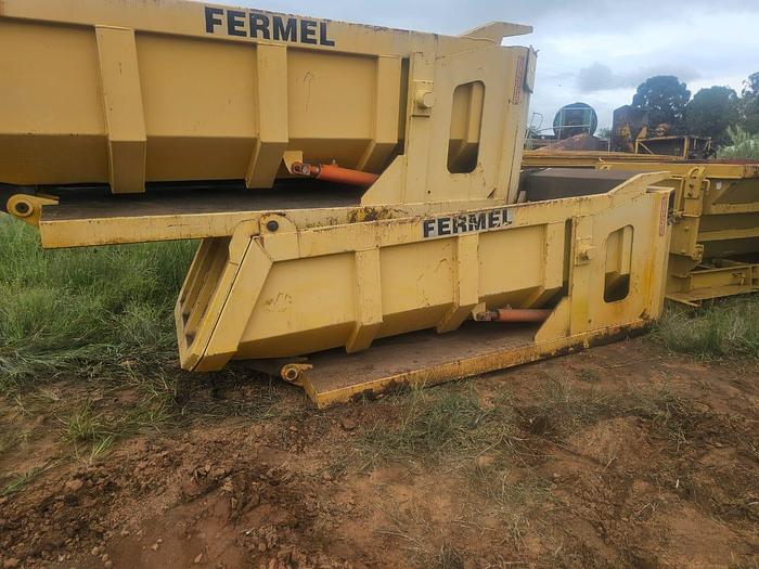 Used UNDERGROUND FERMEL TIPPERS