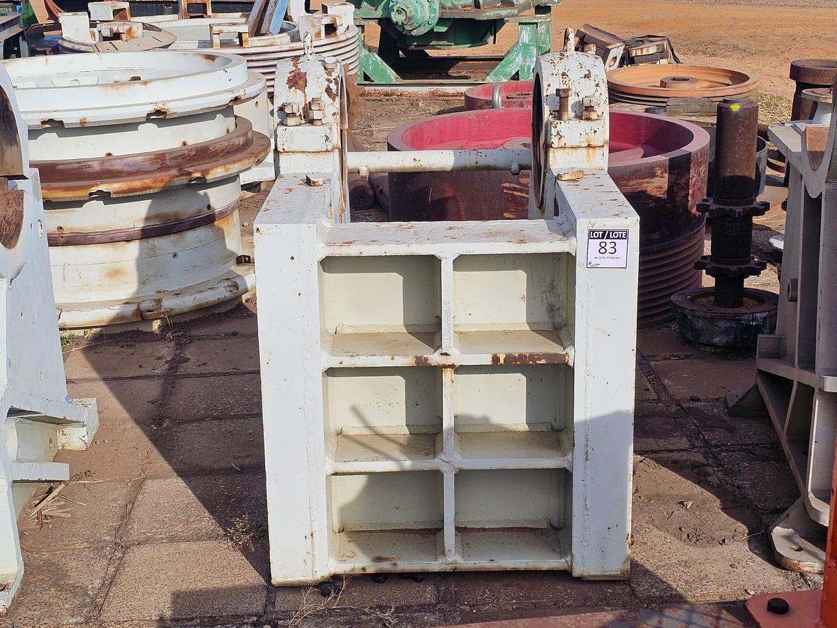 Used JAW CRUSHER FRAME