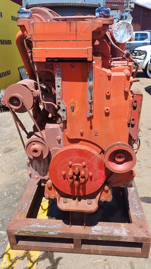 Used CUMMINS QSK19 ( ENGINE NOT TURNING)