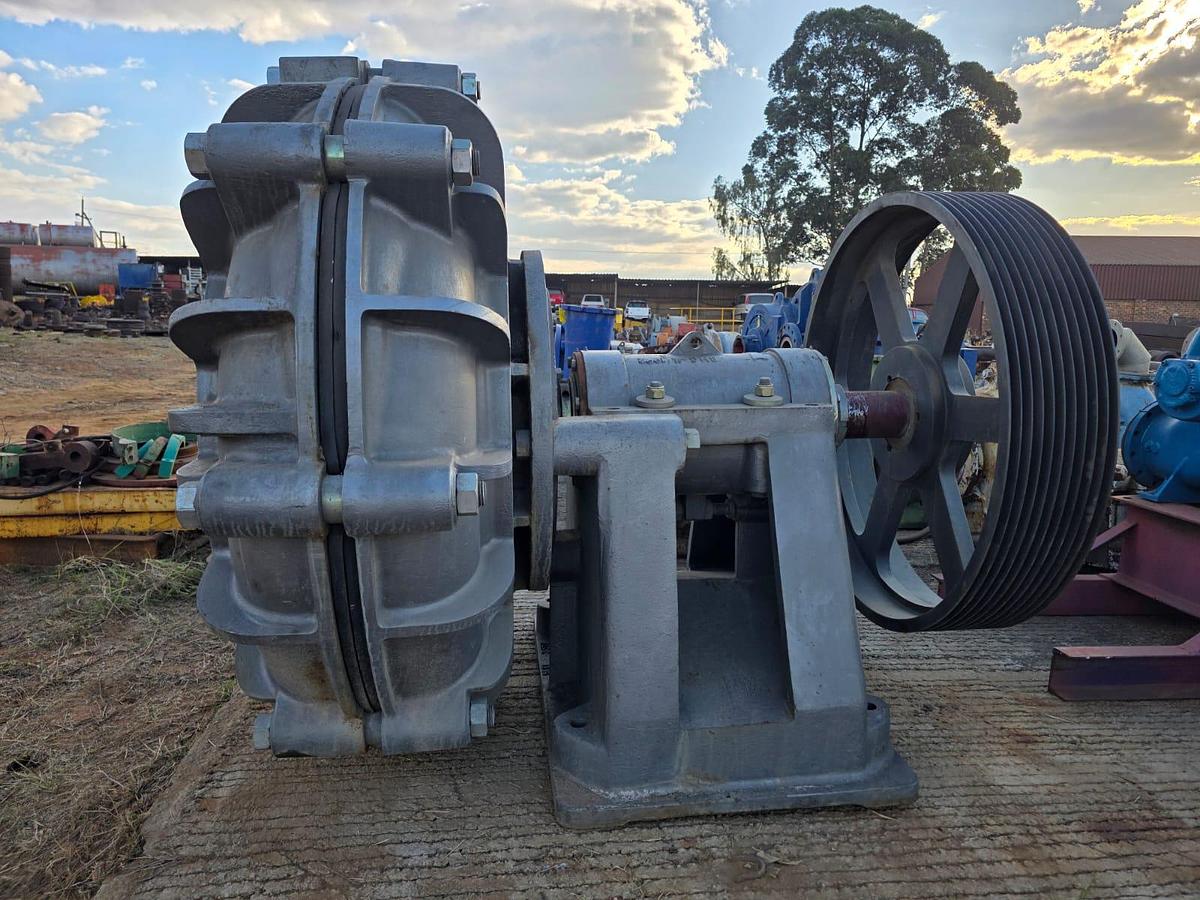 Used 14/12 BUCCANEER PUMP 355KW