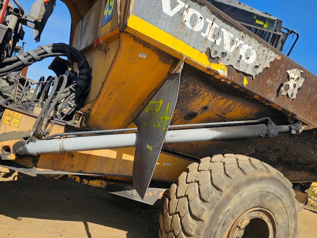 Used VOLVO A40F STRIPPING FOR SPARES