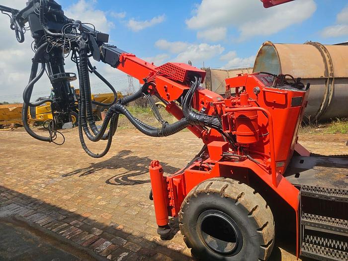 Used SANDVIK DS310 ROCK ROOF BOLTER