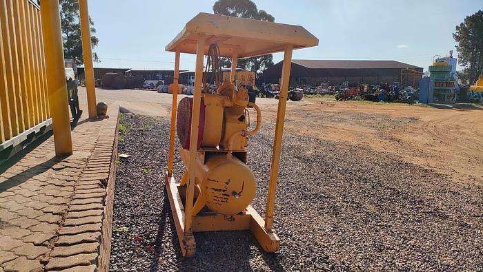 Used 13 BAR DUAL CHAMBER 7.5KW 400V INGERSOLL-RAND TYPE 30 COMPRESSOR (NOT TESTED)