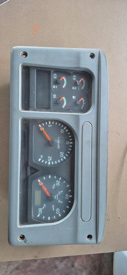 Used VOVLO A40E CLUSTER (USED)