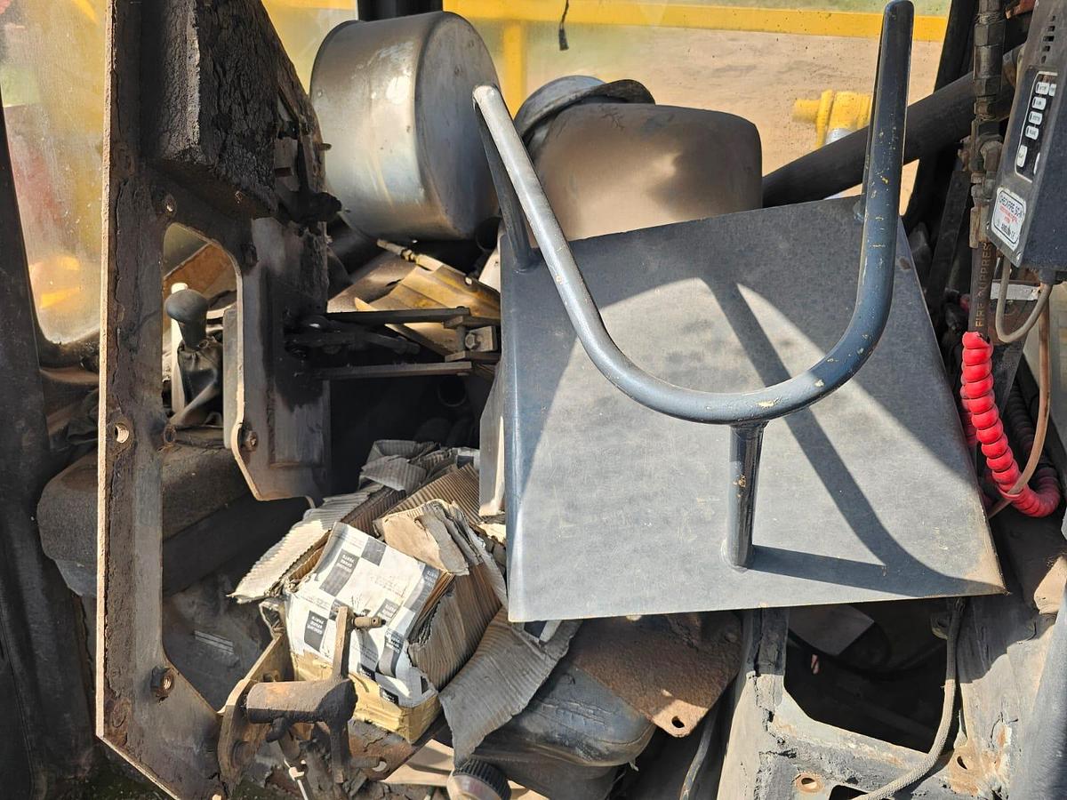 Used D375A KOMATSU DOZER (STRIPPING)