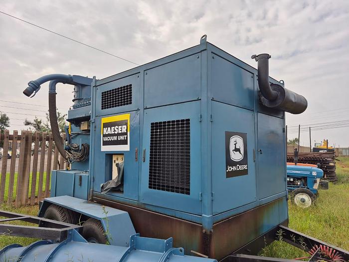 Used KAESER OMEGA VACUUM (RUNNER)