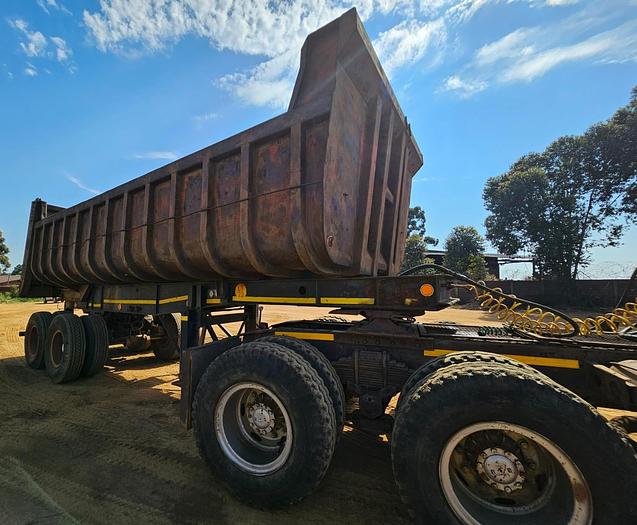 Used DOUBLE AXLE TRUCK TRAILER (TRAILER ONLY)(RUNNER)